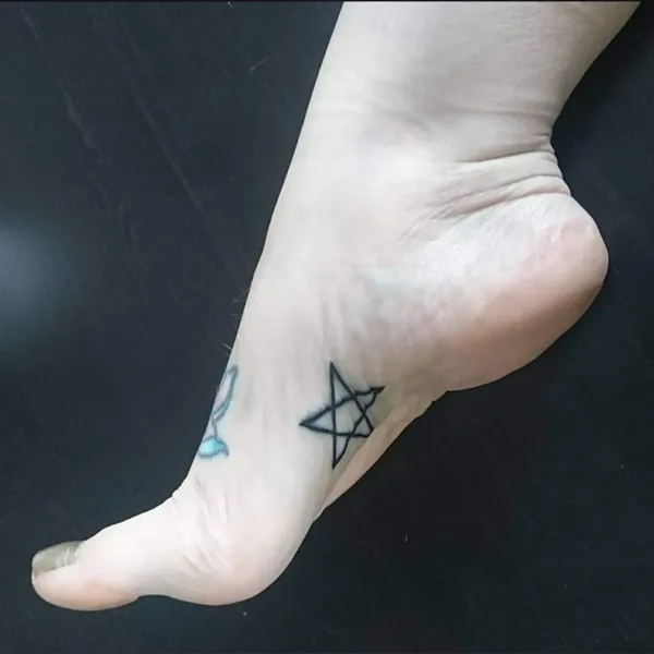 ditteslegsandfeet - OnlyFans Profile Photo